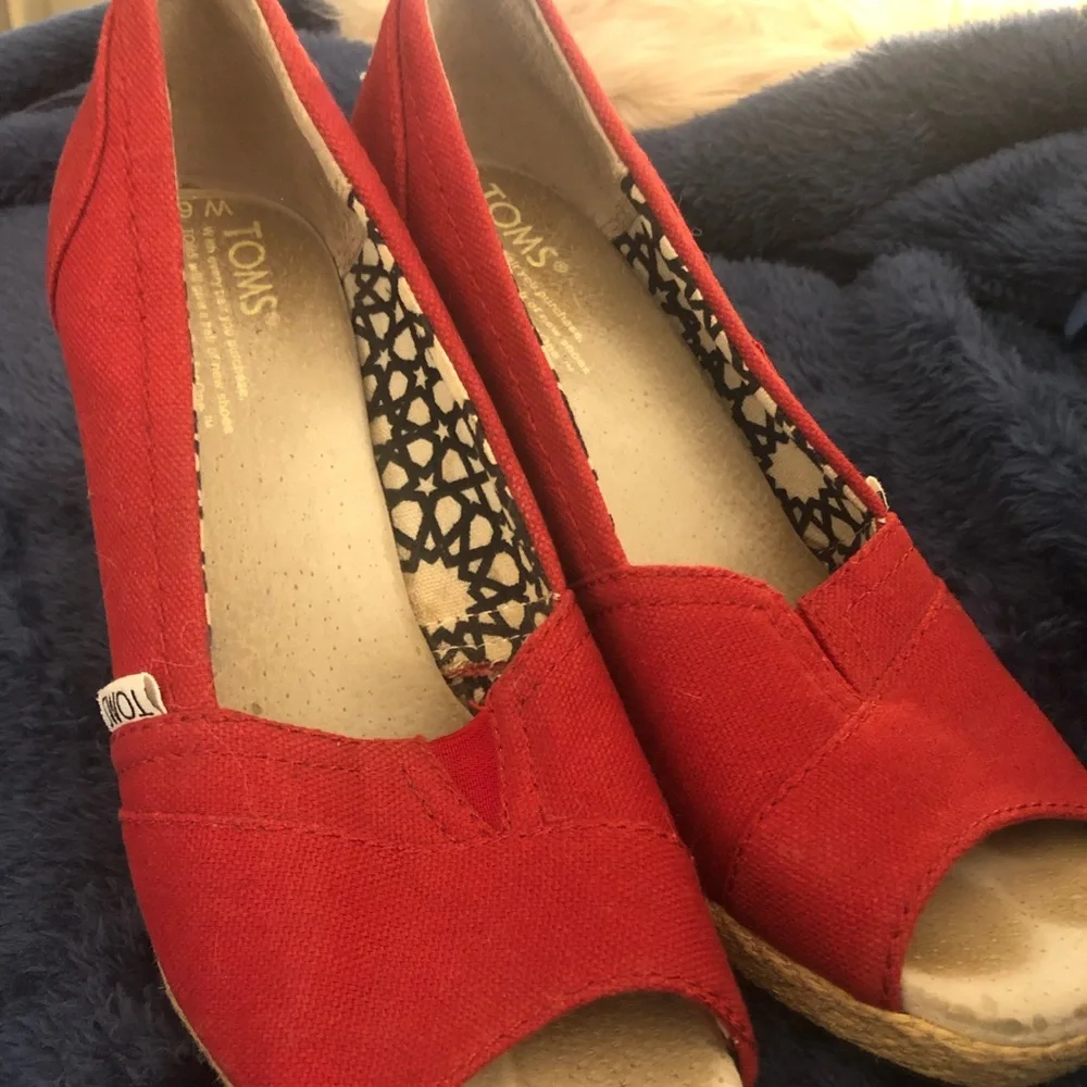 Toms Red Canvas Wedge Espadrilles